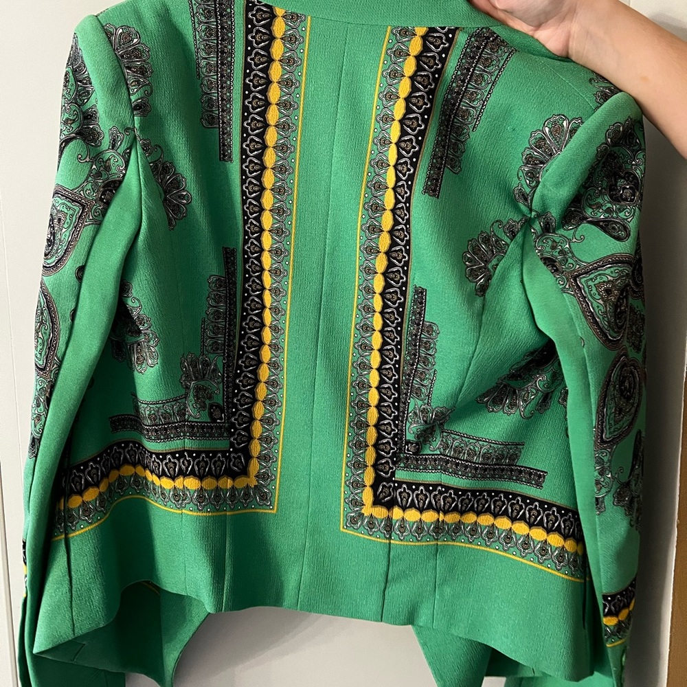 BCBG BLAZER